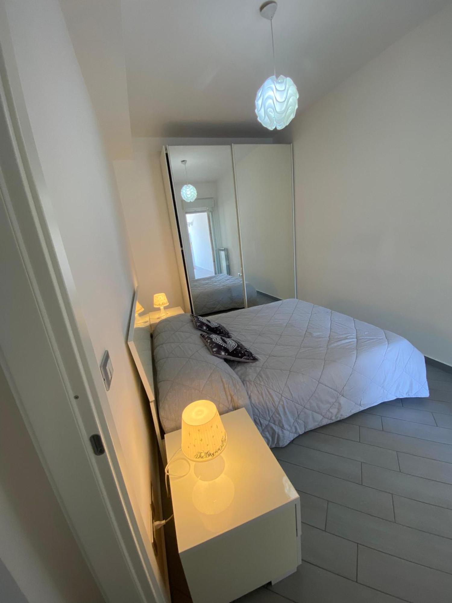 Domusbea Lägenhet Fiumicino Exteriör bild